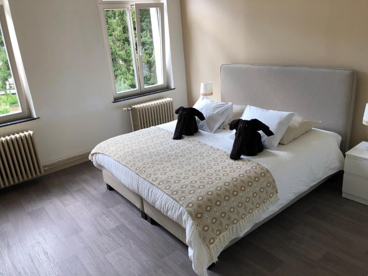 Villa Les Tamaris Spa Exteriör bild